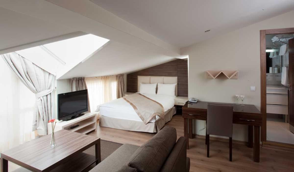 Derpa Suite Hotel Istanbul Exterior foto