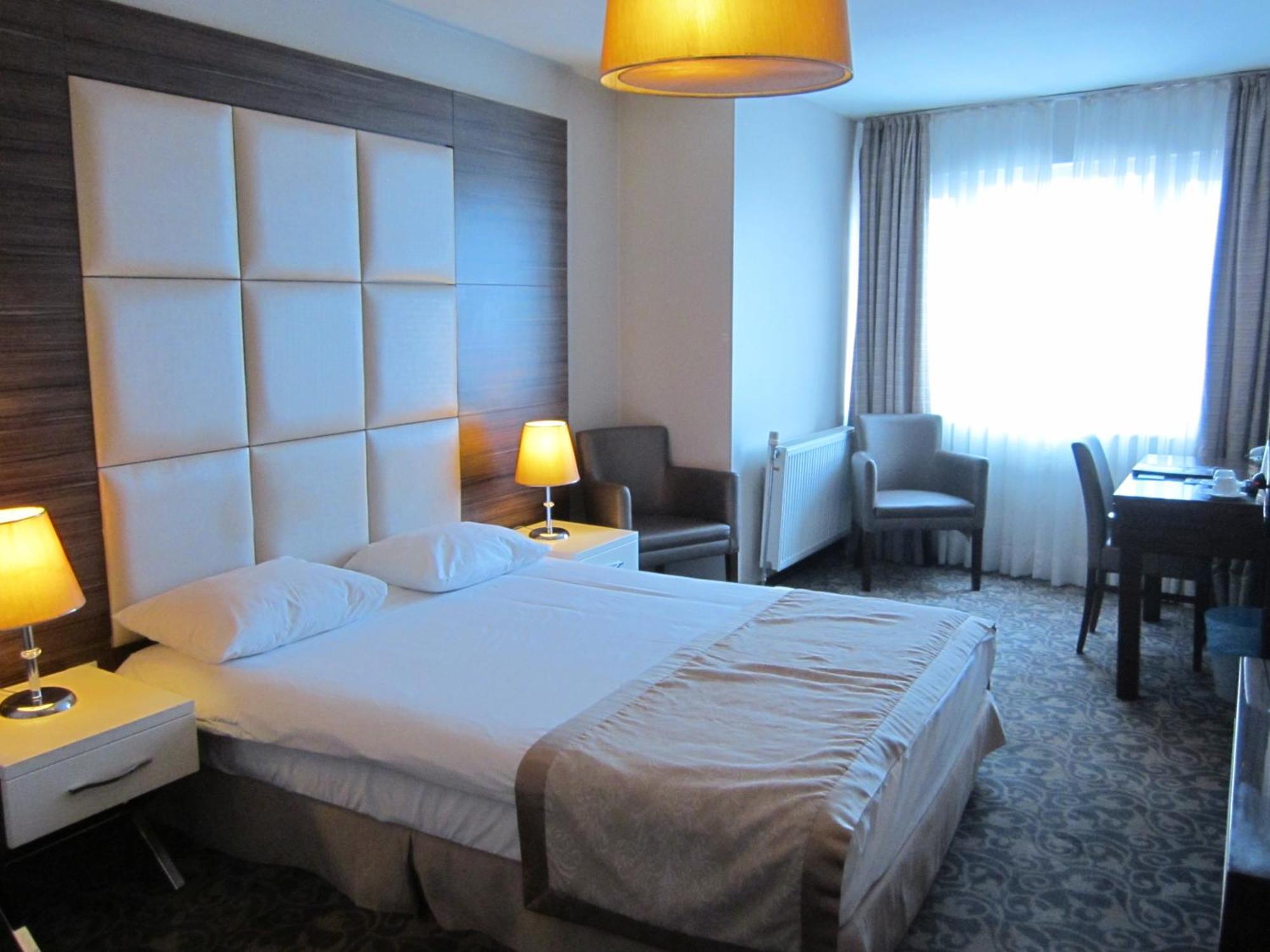 Derpa Suite Hotel Istanbul Exterior foto