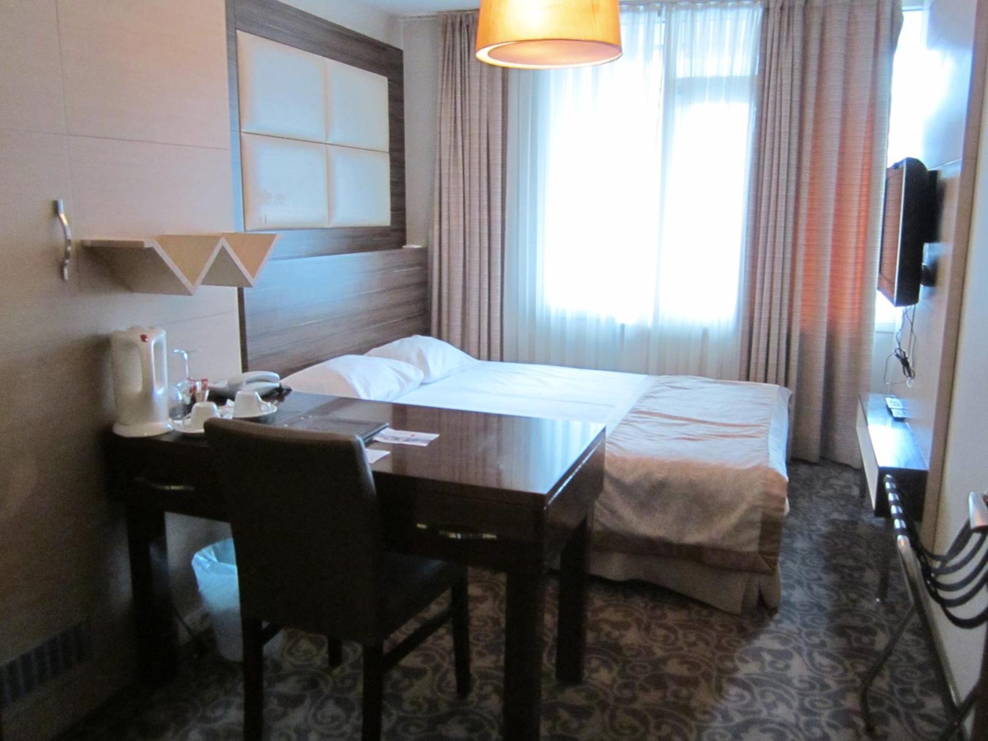 Derpa Suite Hotel Istanbul Exterior foto
